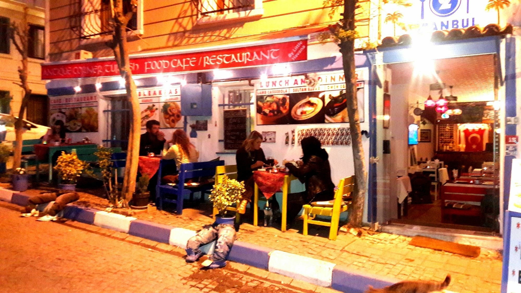 Dos Hermanos Hotel Istanbul Exterior photo